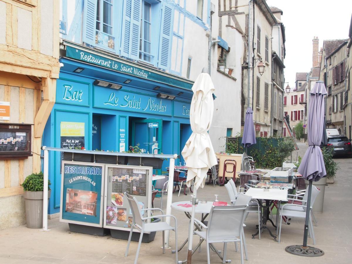 Le Mont Brenn Leilighet Auxerre Eksteriør bilde