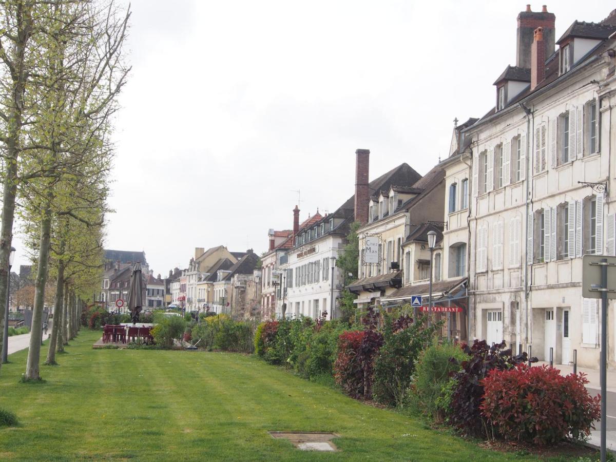 Le Mont Brenn Leilighet Auxerre Eksteriør bilde